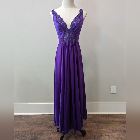 Olga Other - Olga Bodysilk Purple Full Sweep Nightgown Lingerie